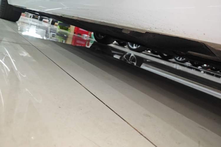 Used Cadillac ATS-L 2017 28T Tech Edition Right Side Sill
