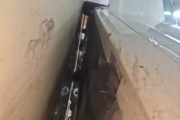 Used Cadillac ATS-L 2017 28T Tech Edition Right Side Sill