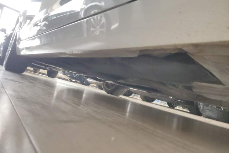 Used Cadillac ATS-L 2017 28T Tech Edition Right Side Sill