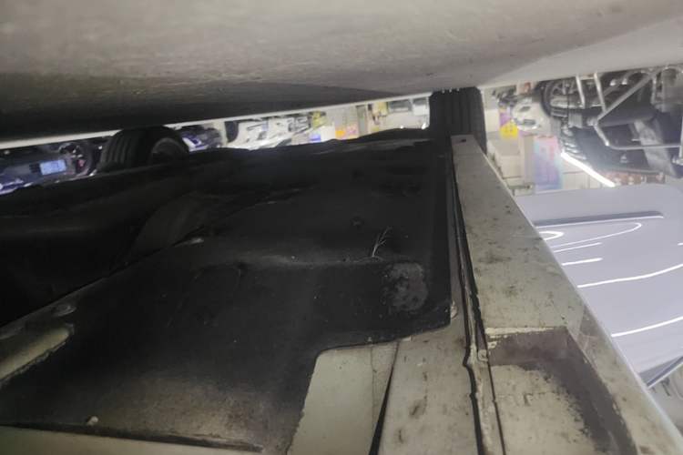 Used Cadillac ATS-L 2017 28T Fashion Edition Right Side Sill