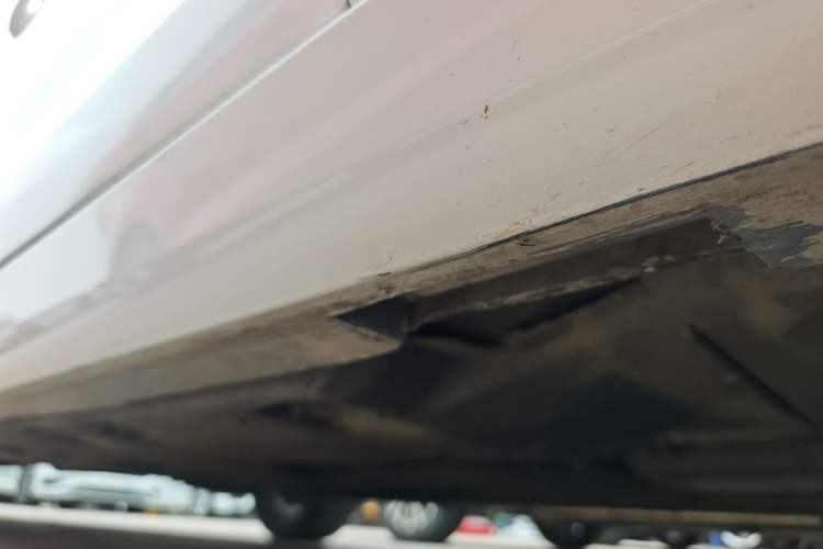 Used Cadillac ATS-L 2017 28T Tech Edition Right Side Sill