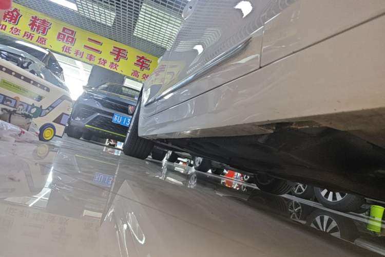 Used Cadillac ATS-L 2017 28T Fashion Edition Right Side Sill