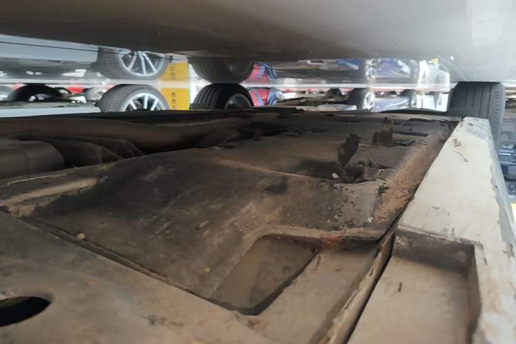 Used Cadillac ATS-L 2017 28T Tech Edition Right Side Sill