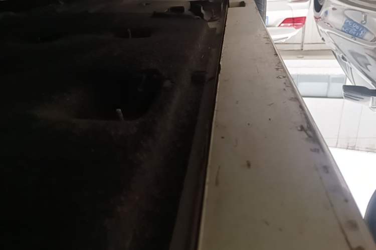 Used Cadillac ATS-L 2017 28T Tech Edition Right Side Sill
