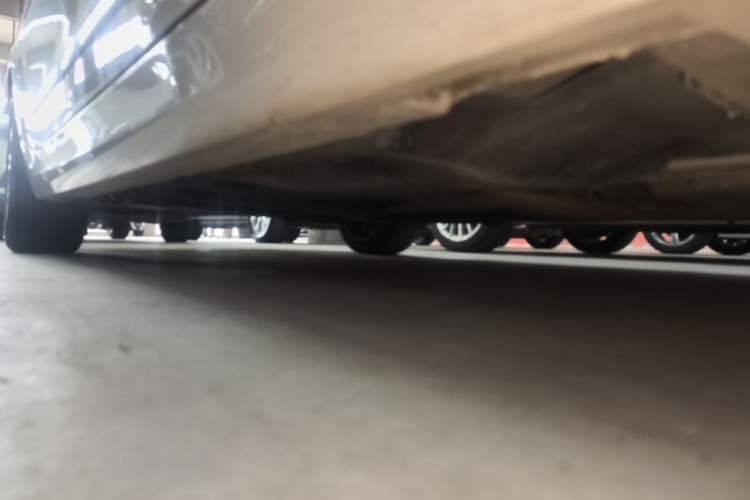 Used Cadillac ATS-L 2017 28T Fashion Edition Right Side Sill