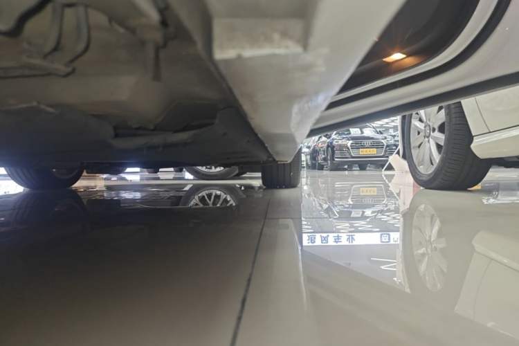 Used Cadillac ATS-L 2017 28T Fashion Edition Right Side Sill