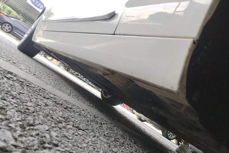 Used Cadillac ATS-L 2017 28T Fashion Edition Right Side Sill