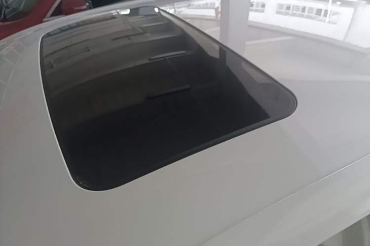 Used Cadillac ATS-L 2017 28T Fashion Edition Roof
