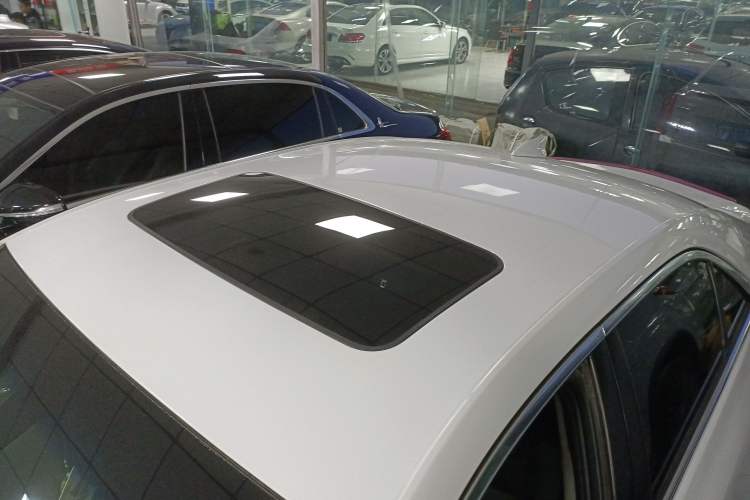 Used Cadillac ATS-L 2017 28T Fashion Edition Roof