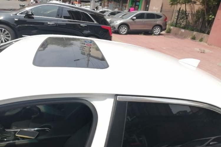 Used Cadillac ATS-L 2017 28T Fashion Edition Roof