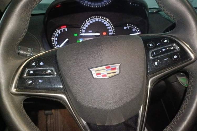 Used Cadillac ATS-L 2017 28T Fashion Edition Steering Wheel