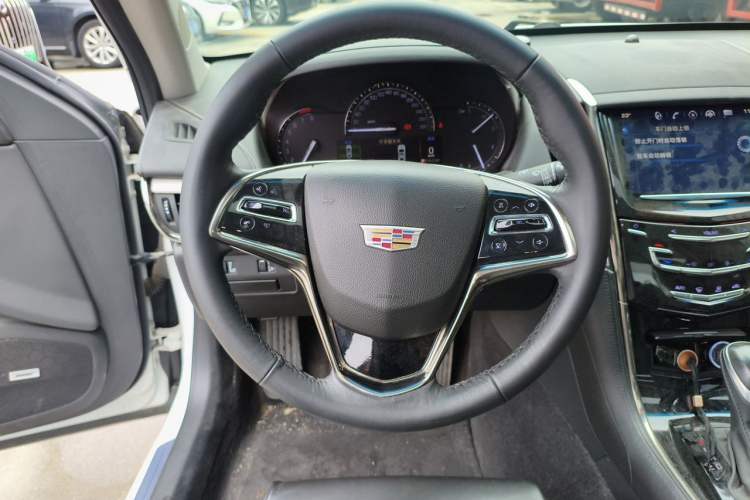 Used Cadillac ATS-L 2017 28T Fashion Edition Steering Wheel