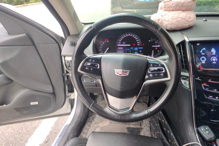 Used Cadillac ATS-L 2017 28T Fashion Edition Steering Wheel
