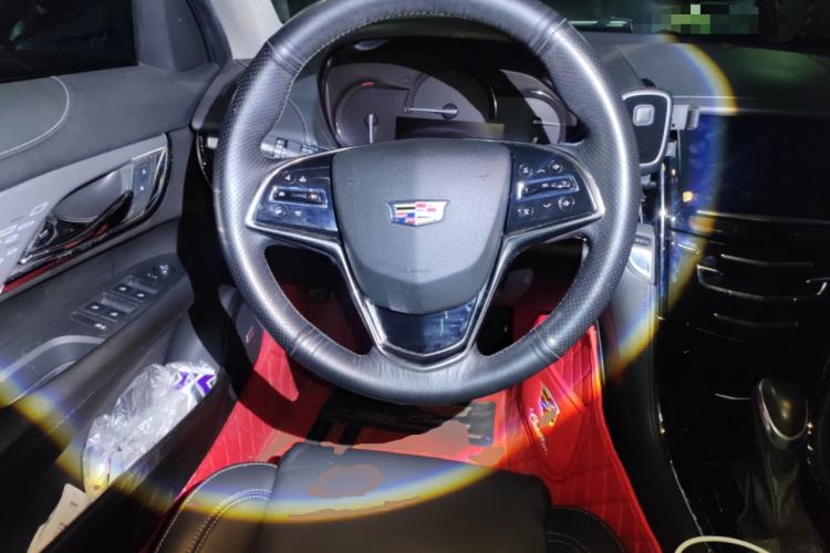 Used Cadillac ATS-L 2017 28T Fashion Edition Steering Wheel