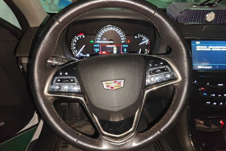 Used Cadillac ATS-L 2017 28T Fashion Edition Steering Wheel