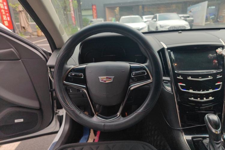 Used Cadillac ATS-L 2017 28T Fashion Edition Steering Wheel