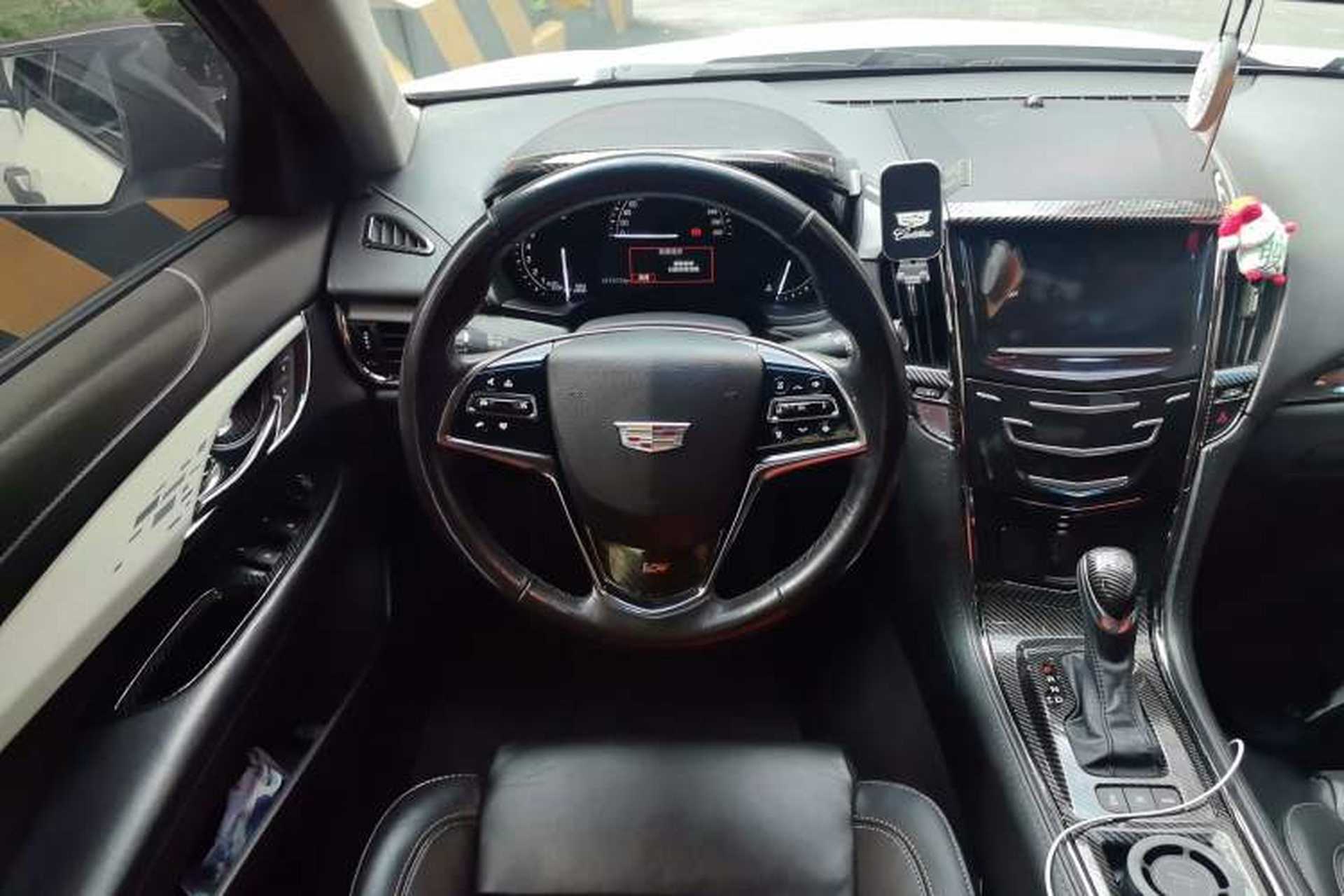 Used Cadillac ATS-L 2017 28T Fashion Edition Steering Wheel