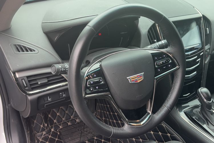 Used Cadillac ATS-L 2017 28T Fashion Edition Steering Wheel