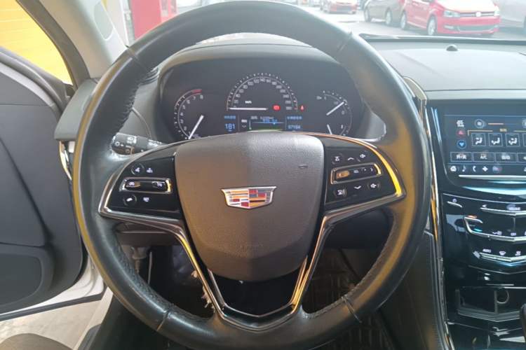 Used Cadillac ATS-L 2017 28T Fashion Edition Steering Wheel