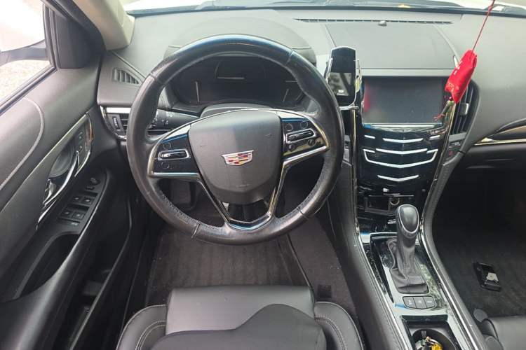 Used Cadillac ATS-L 2017 28T Tech Edition Steering Wheel