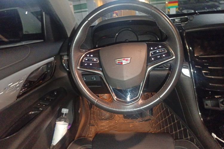 Used Cadillac ATS-L 2017 28T Fashion Edition Steering Wheel