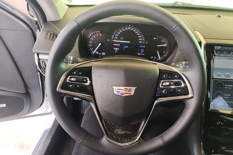 Used Cadillac ATS-L 2017 28T Tech Edition Steering Wheel