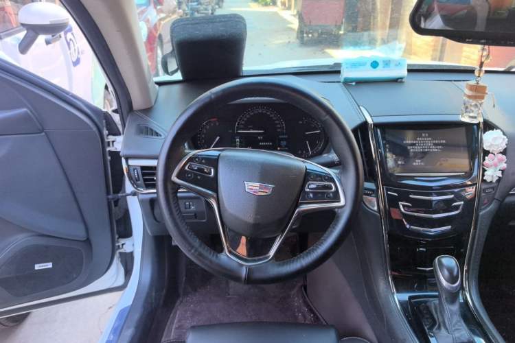 Used Cadillac ATS-L 2017 28T Tech Edition Steering Wheel