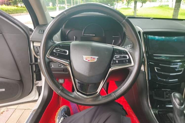 Used Cadillac ATS-L 2017 28T Fashion Edition Steering Wheel