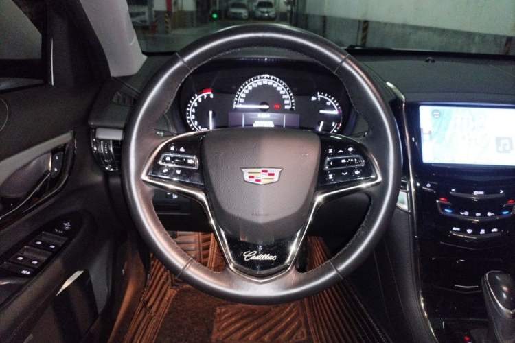 Used Cadillac ATS-L 2017 28T Fashion Edition Steering Wheel