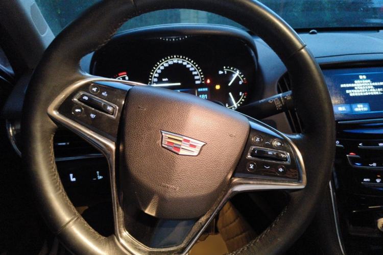 Used Cadillac ATS-L 2017 28T Fashion Edition Steering Wheel