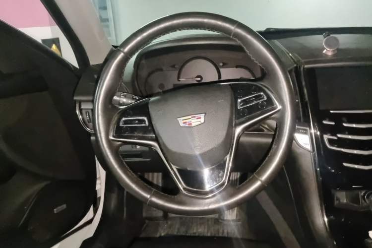 Used Cadillac ATS-L 2017 28T Tech Edition Steering Wheel