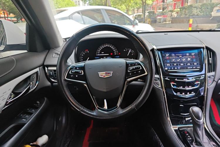 Used Cadillac ATS-L 2017 28T Fashion Edition Steering Wheel