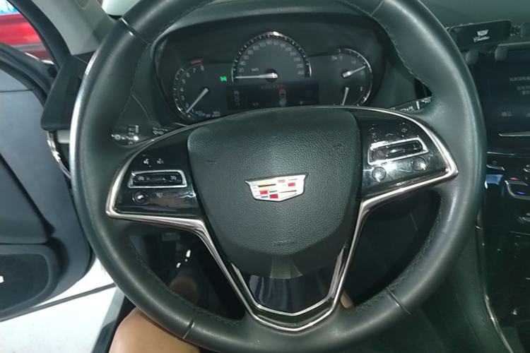 Used Cadillac ATS-L 2017 28T Fashion Edition Steering Wheel