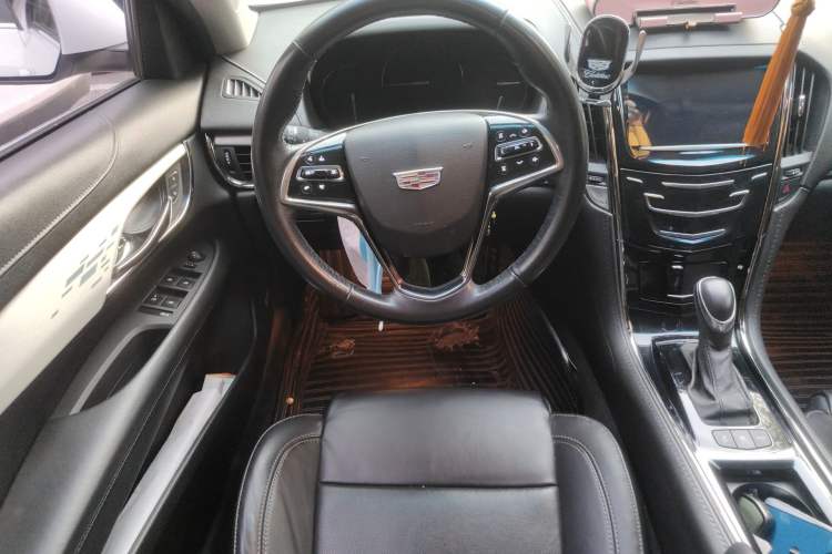 Used Cadillac ATS-L 2017 28T Fashion Edition Steering Wheel