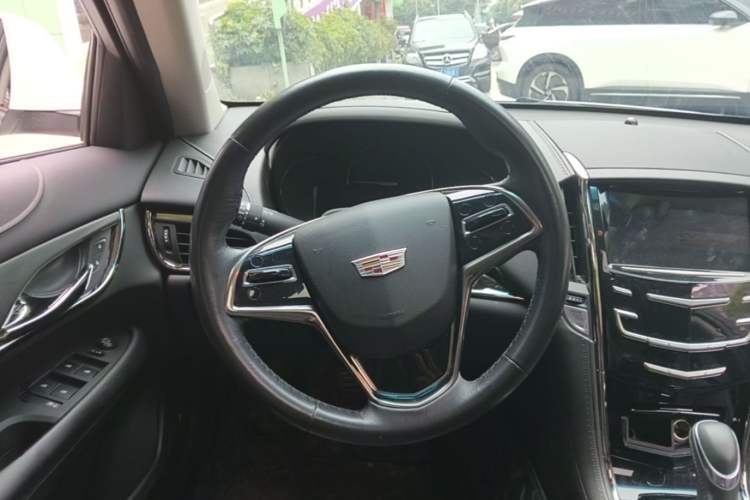 Used Cadillac ATS-L 2017 28T Tech Edition Steering Wheel