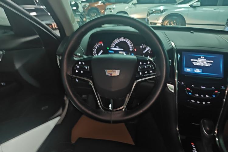 Used Cadillac ATS-L 2017 28T Fashion Edition Steering Wheel