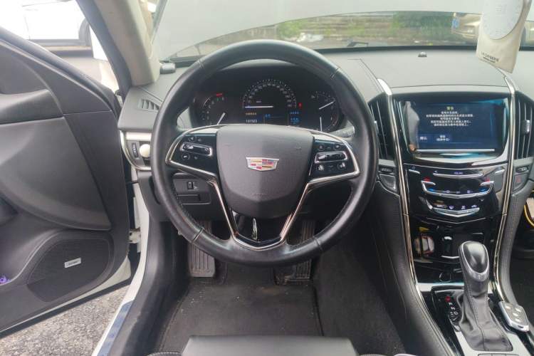 Used Cadillac ATS-L 2017 28T Fashion Edition Steering Wheel