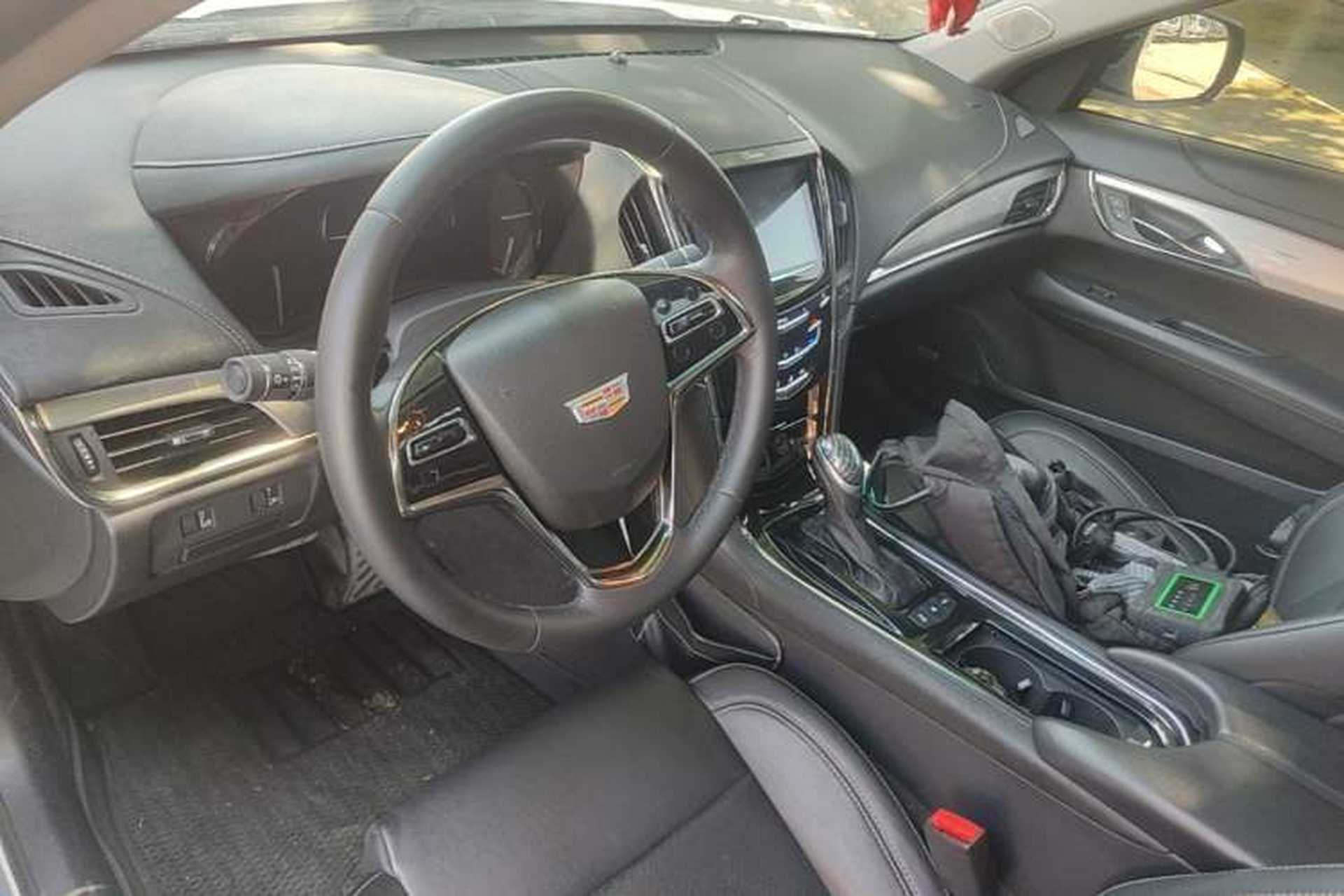 Used Cadillac ATS-L 2017 28T Fashion Edition Steering Wheel