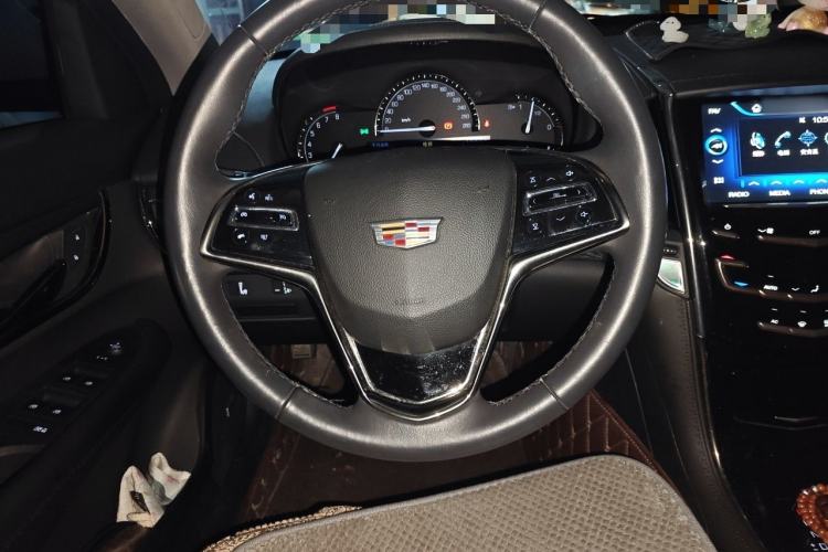 Used Cadillac ATS-L 2017 28T Fashion Edition Steering Wheel