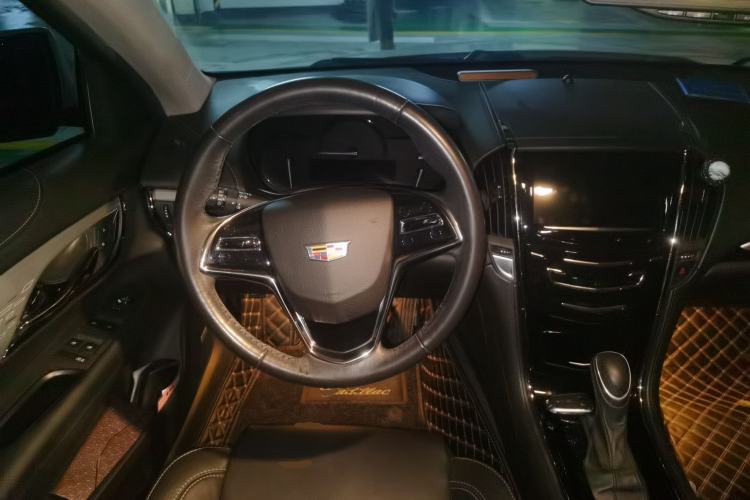 Used Cadillac ATS-L 2017 28T Fashion Edition Steering Wheel