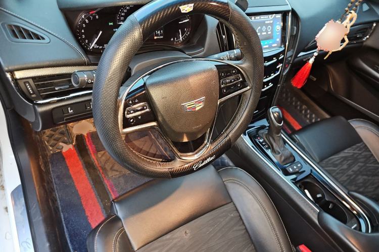 Used Cadillac ATS-L 2017 28T Fashion Edition Steering Wheel