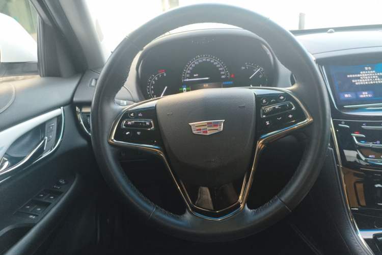 Used Cadillac ATS-L 2017 28T Fashion Edition Steering Wheel