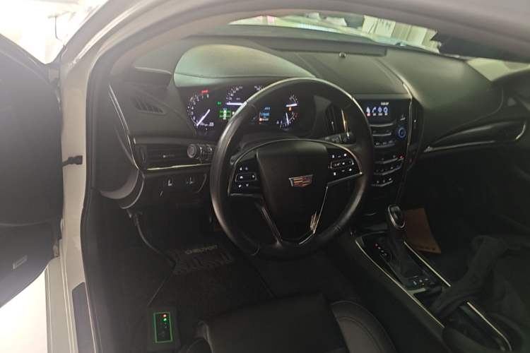 Used Cadillac ATS-L 2017 28T Tech Edition Steering Wheel