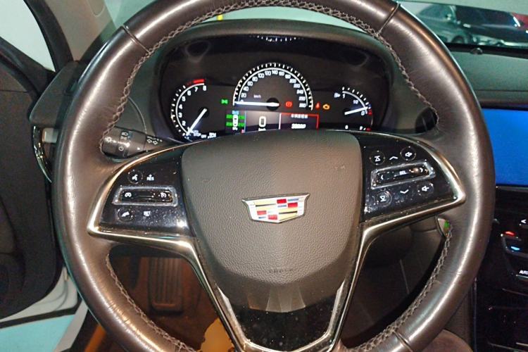 Used Cadillac ATS-L 2017 28T Fashion Edition Steering Wheel