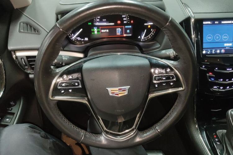 Used Cadillac ATS-L 2017 28T Fashion Edition Steering Wheel