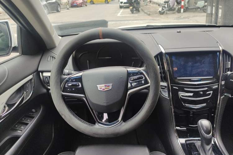 Used Cadillac ATS-L 2017 28T Fashion Edition Steering Wheel