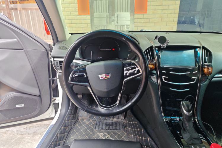 Used Cadillac ATS-L 2017 28T Tech Edition Steering Wheel