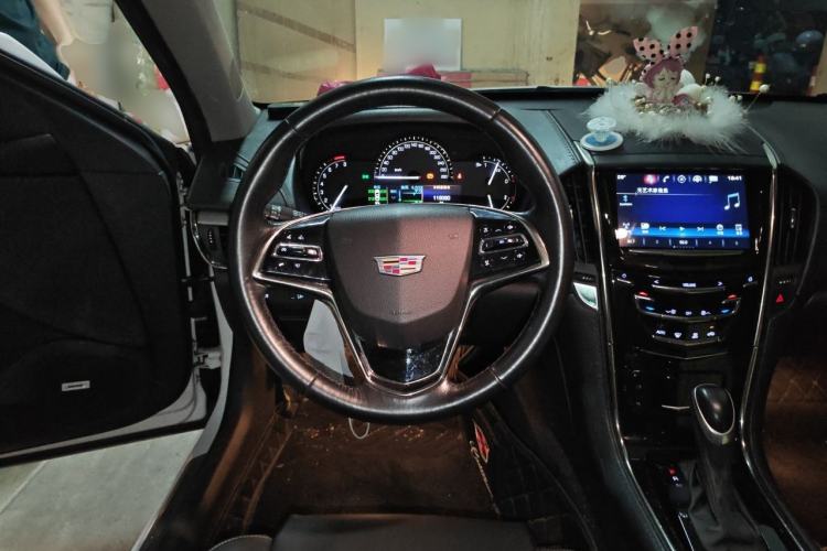 Used Cadillac ATS-L 2017 28T Fashion Edition Steering Wheel