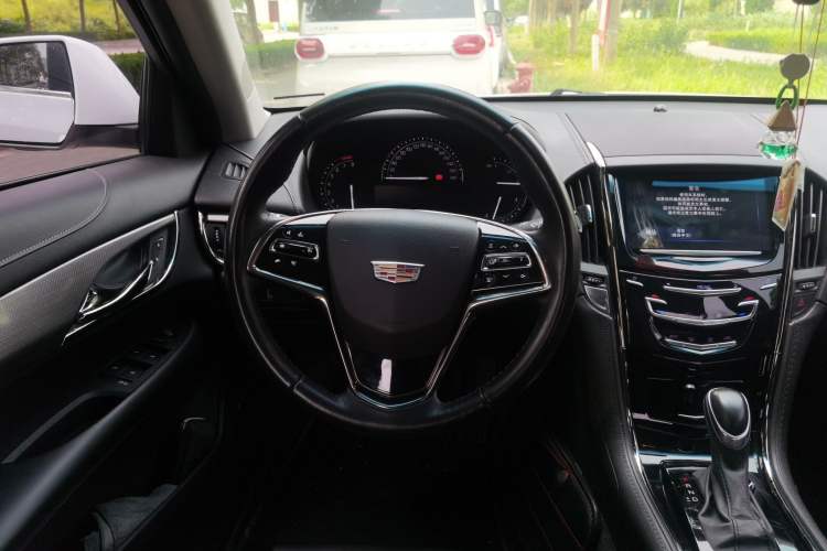 Used Cadillac ATS-L 2017 28T Tech Edition Steering Wheel