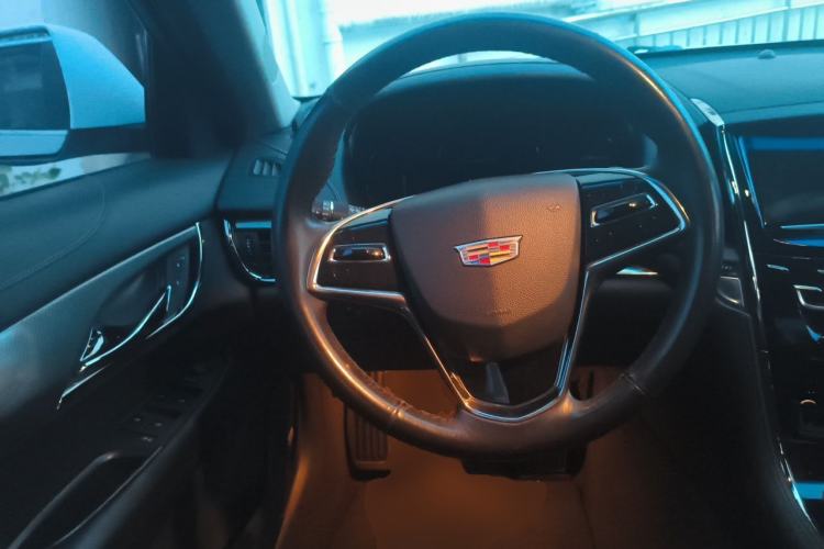 Used Cadillac ATS-L 2017 28T Tech Edition Steering Wheel